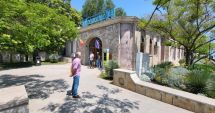 Stire din Social : Turiști dezamăgiți! Acvariul din Constanţa, ferecat pe veșnicie?