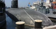 Stire din Eveniment : Incompetență, neputință, inutilitate? Submarinul „Delfinul” lâncezește de 30 de ani la cheu
