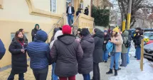 Stire din Cultură-Educație : Revoltă la IȘJ Constanța, din partea părinților din Cobadin! „Ne luați dreptul la educație!”