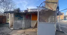 Stire din Social : Mizerie la Poarta 2! Fosta patiserie, transformată într-un veritabil focar de infecție