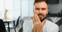 Stire din Sănătate : Greșelile alimentare care pot întârzia vindecarea după intervențiile dentare