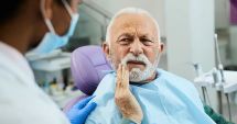 Stire din Sănătate : Purtaţi un aparat dentar? Acordați atenție sporită igienei dinților!