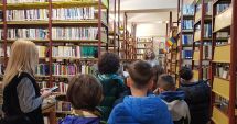 Stire din Cultură-Educație : În acest weekend, echipa Bibliotecii Județene a pregătit o noapte de pomină