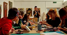 Stire din Cultură-Educație : Bijuterii handmade născute din natură, la Muzeul de Artă Constanța