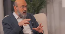 Stire din Cultură-Educație : Club SNC. „Eroziunea dragostei” – conferință despre relațiile moderne, cu Virgiliu Gheorghe