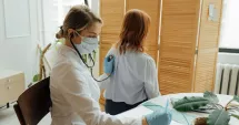 Stire din Social : Fraude în Sănătate. Furnizorii de servicii medicale din Constanța, verificați la sânge