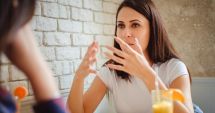 Stire din Sănătate : Simțiți că v-ați pierdut vocea? Nu ignorați simptomele afectării corzilor vocale!