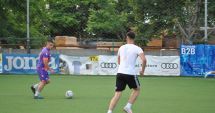 Stire din Sport : Cupa de Vară la minifotbal şi-a mai consumat o etapă. Goluri multe şi voie bună la Constanţa
