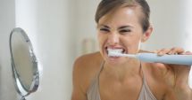 Stire din Sănătate : Igiena dentară vă scapă de vizitele dese la stomatolog!