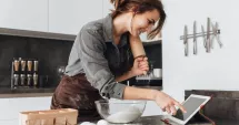Stire din Social : „Cozonac de casă, ca pe vremuri”. Afacerile înfloritoare ale gospodinelor în perioada Paștelui