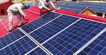 Stire din Economie : Prosumatorii vor fi plătiți lunar pentru energia livrată în rețea. Legea a fost promulgată