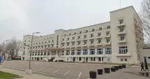 Stire din Economie : A treia oară poate este cu noroc! Hotelul Rex, scos din nou la vânzare