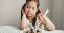 Refuzul repetat al hranei prezintă un risc pentru dezvoltarea armonioasă a copiilor