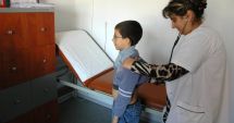 Stire din Social : Cabinete medicale școlare avem, doctori - nu! „Cum să fii în două locuri, în același timp?“