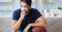 Stire din Sănătate : Fractura de piramidă nazală. Cum o recunoașteți și când este necesar tratamentul