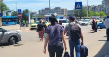 Stire din Eveniment : Dezvăluiri din interiorul mafiei taxiurilor din Constanța: „De la Gară până în Tomis 3 cer 70 de lei”
