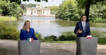 Stire din Actualitate : Premierii italian şi polonez cer închiderea frontierelor externe ale UE pentru a combate migraţia