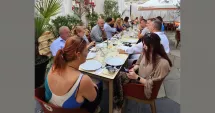 Stire din Social : Primele stridii crescute în Marea Neagră, degustate la Constanța