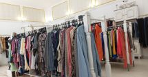 Stire din Eveniment : Reselling. Cum funcționează afacerile aproape ilegale de pe internet