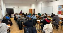 Stire din Cultură-Educație : Ce ruşine! Dezastru la simularea Evaluării Naţionale, la Constanţa. Cea mai mică medie obţinută de un elev este 1
