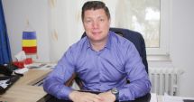 Stire din Politică-Administrație : Primarul din Techirghiol, Iulian Soceanu, reabilitează o clădire emblematică din oraș, veche de peste 100 de ani
