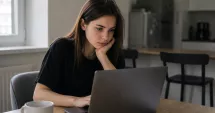 Stire din Social : Tinerii din Constanța, greu de angajat. „Termini o facultate și nu te sună nimeni”