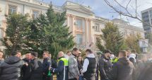 Stire din Eveniment : Mai bine pensionar, decât polițist în acțiune! Angajații IPJ amenință cu retragerea
