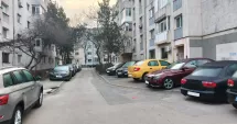 Stire din Eveniment : Trotuarele din Constanța, transformate în târguri auto! Amenzi pentru mașinile scoase la vânzare