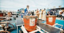 Stire din Cultură-Educație : În dimineața zilei de Sfântul Ion, fiecare om trebuie să se stropească cu agheasmă nouă