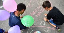 Stire din Social : Voluntari care salvează viețile copiilor din centrele de plasament. "Este nevoie de mult, dar totuși atât de puțin"