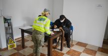 Stire din Social : Armata vaccinează populaţia din mediul rural. „Centrul nostru nu a putut fi folosit, din lipsă de medici!”