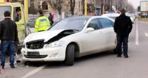 Stire din Eveniment : Tariful RCA, calculat în funcție  de amenzile de circulație,  dotările mașinii și vârsta șoferului