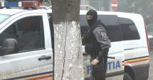 Stire din Eveniment : Averea ascunsă a unei grupări de proxeneți  din Constanța: arsenal de luptă și ducați de aur