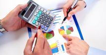 Stire din Economie : Sănătatea și Munca profită de rectificarea bugetară. Educația, Transporturile și Agricultura pierd!