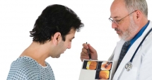 Stire din Sănătate : Ce produce cancerul de vezică urinară. Riscurile sunt la tot pasul