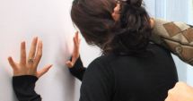 Stire din Social : Poveste de viață, dintr-o locuință secretă. "Mi-am luat copiii și l-am părăsit, după 20 de ani de scandaluri!"