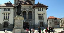 Stire din Diverse : Specialiști din 10 țări, reuniți la Muzeul de Istorie