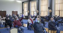 Stire din Politică-Administrație : Aleșii județeni au alocat 4,4 milioane de lei pentru echipamente medicale și dezinfectanți