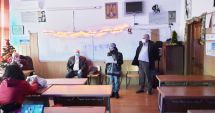Stire din Cultură-Educație : Elevii Colegiului de Arte au omagiat „sublima pagină a istoriei românești” scrisă acum 103 ani