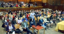 Stire din Cultură-Educație : Se cere anularea concursului de directori. "A lovit grav în directori onești și a punctat carieriștii"