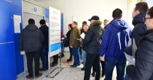 Stire din Eveniment : Coșmarul înmatriculărilor auto. Mașini trase forțat pe dreapta