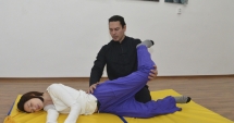 Stire din Sănătate : Kinetoterapia manuală, metodă de prevenire a coxartrozei