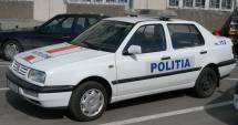 Stire din Eveniment : De ce gonesc mașinile de poliție cu viteza… melcului