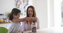 Stire din Social : Chiar din această lună, părinții pot solicita deducere personală suplimentară pentru copiii minori