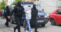 Stire din Eveniment : Descinderi cu mascații  la traficanții de droguri din Constanța