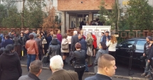 Stire din Cultură-Educație : Directorii dau proba rezistenței la stres. Concurență acerbă între candidați, pronosticuri, calcule la sutime