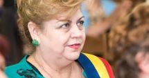 Stire din Politică-Administrație : Primarul Gabriela Iacobici: "La atribuirea contractului pentru lucrările de la școală au participat, inițial, cinci firme!"