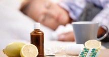 Stire din Sănătate : Gripa poate fi confundată cu o răceală puternică. Care sunt simptomele specifice