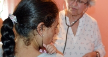 Stire din Sănătate : Copii perfect sănătoși născuți din mame seropozitive.  HIV-ul poate fi ținut sub control