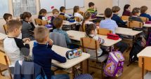 Stire din Cultură-Educație : Şcolile nu au căldură în sălile de curs, dar nici nu se plâng. "Noroc cu vremea bună!"